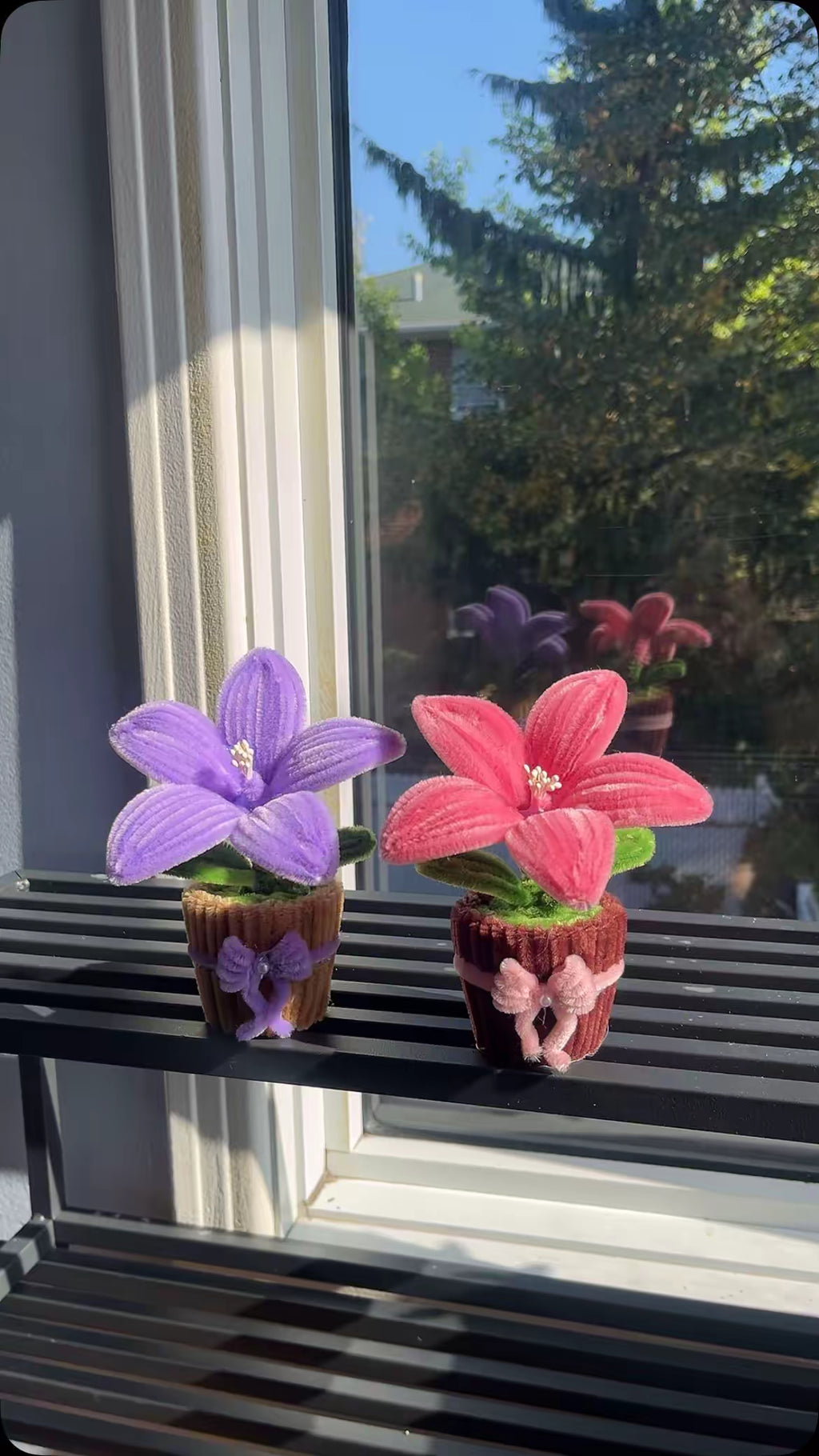 Lily Mini Pot