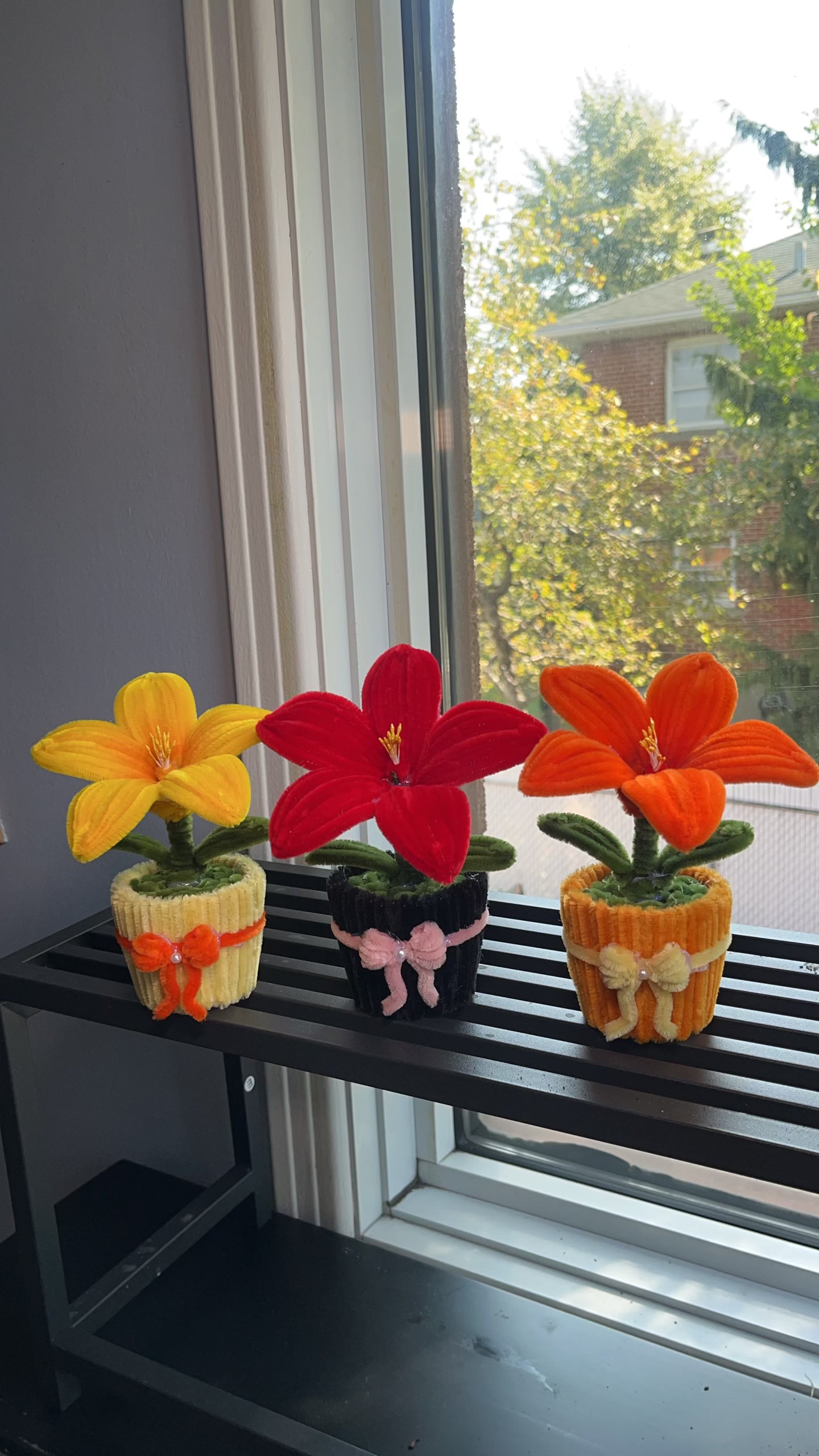 Lily Mini Pot