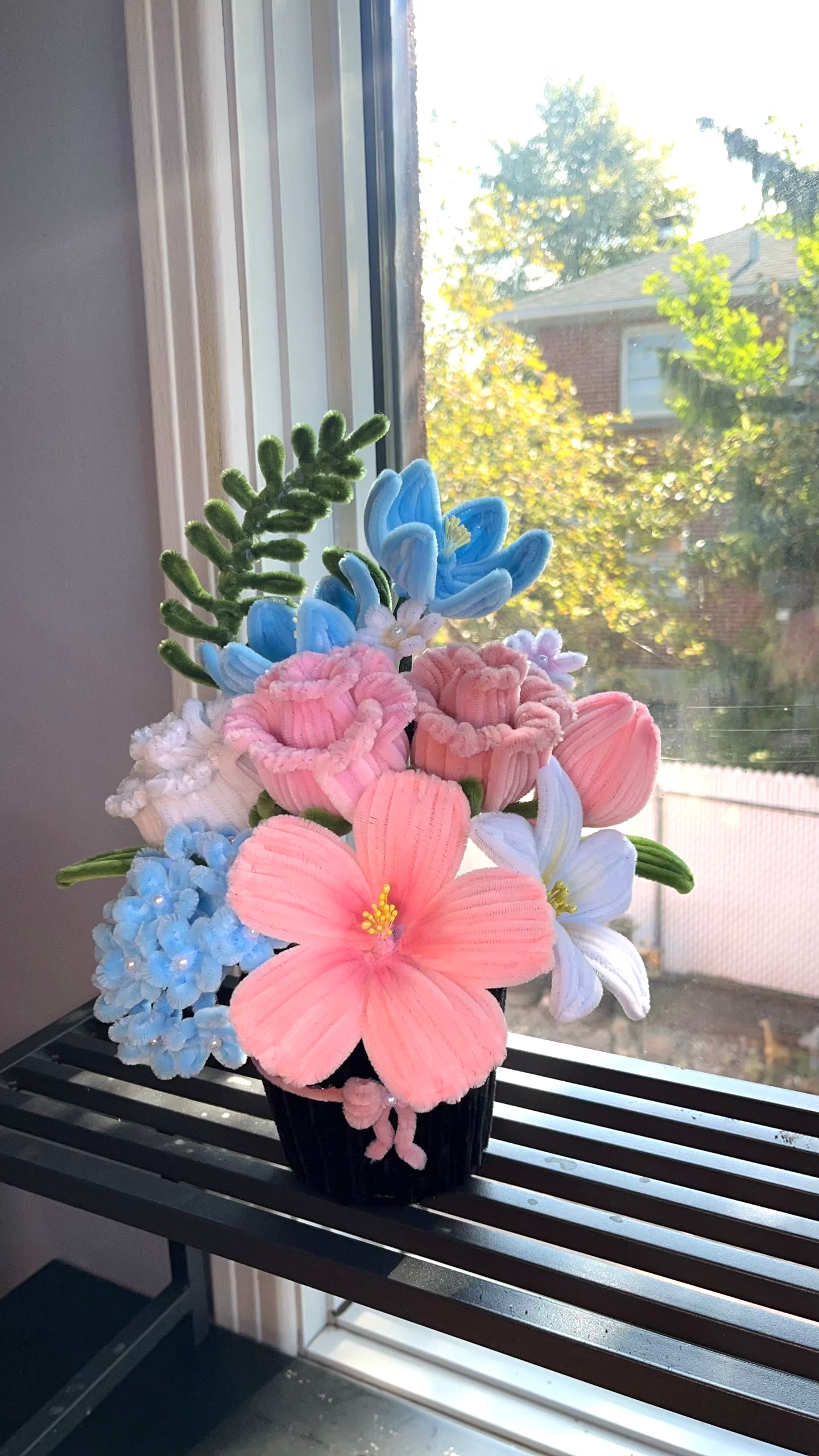 Large Assorted Pot Bouquet